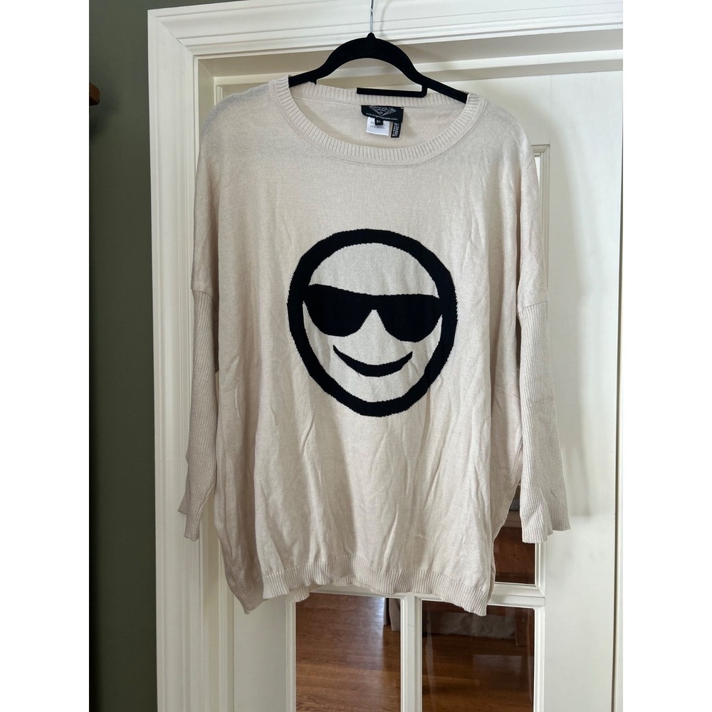 EUC Angel Apparel shades Emoji Top Ivory XL